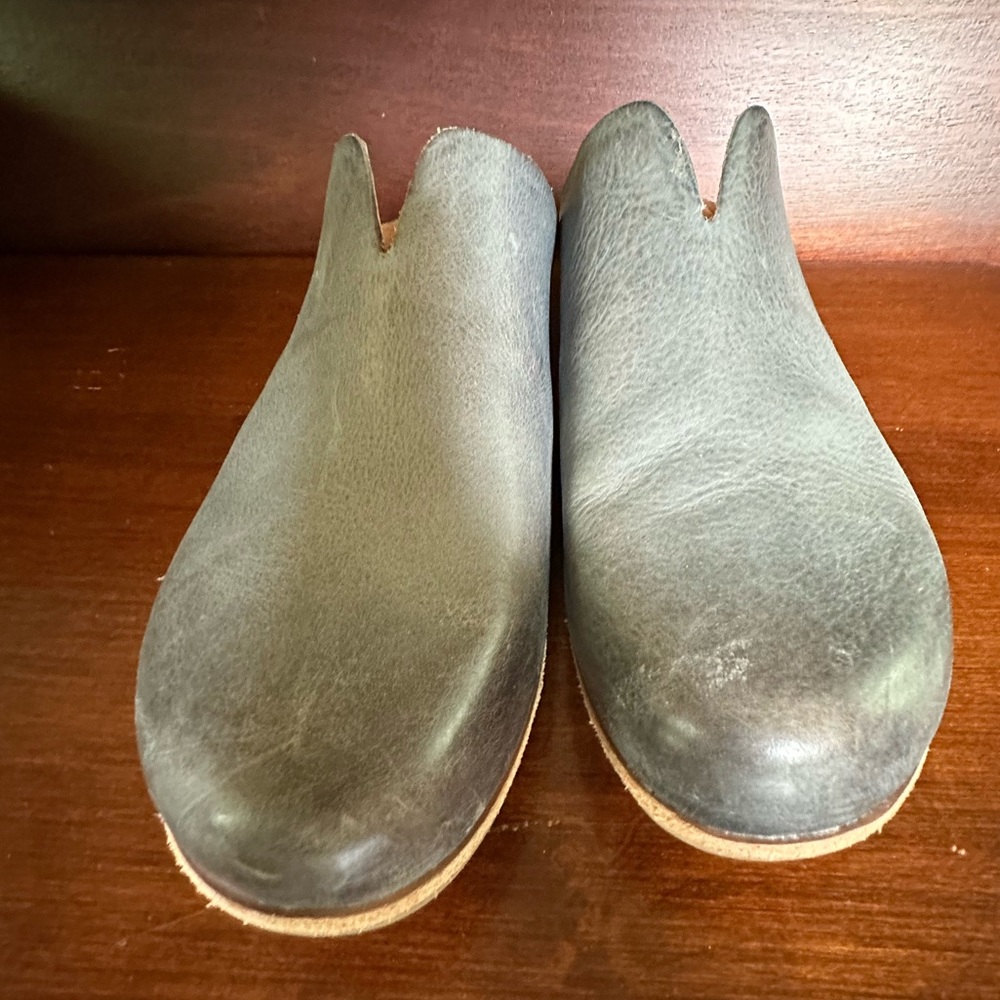 KorkEase Para Navy Indigo 10M Gently Used